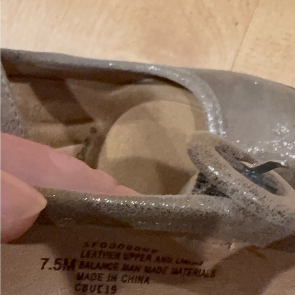 Sofft Natara Mary Jane heel pumps shoes 7.5 metallic taupe suede - Picture 7 of 9